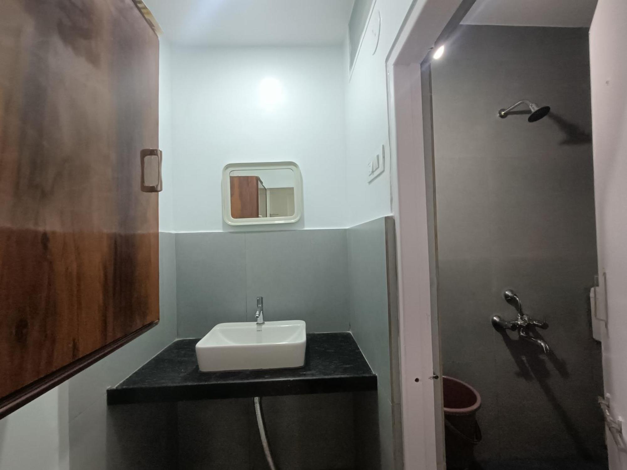 Hotel Parth Residency Kolhapur Buitenkant foto