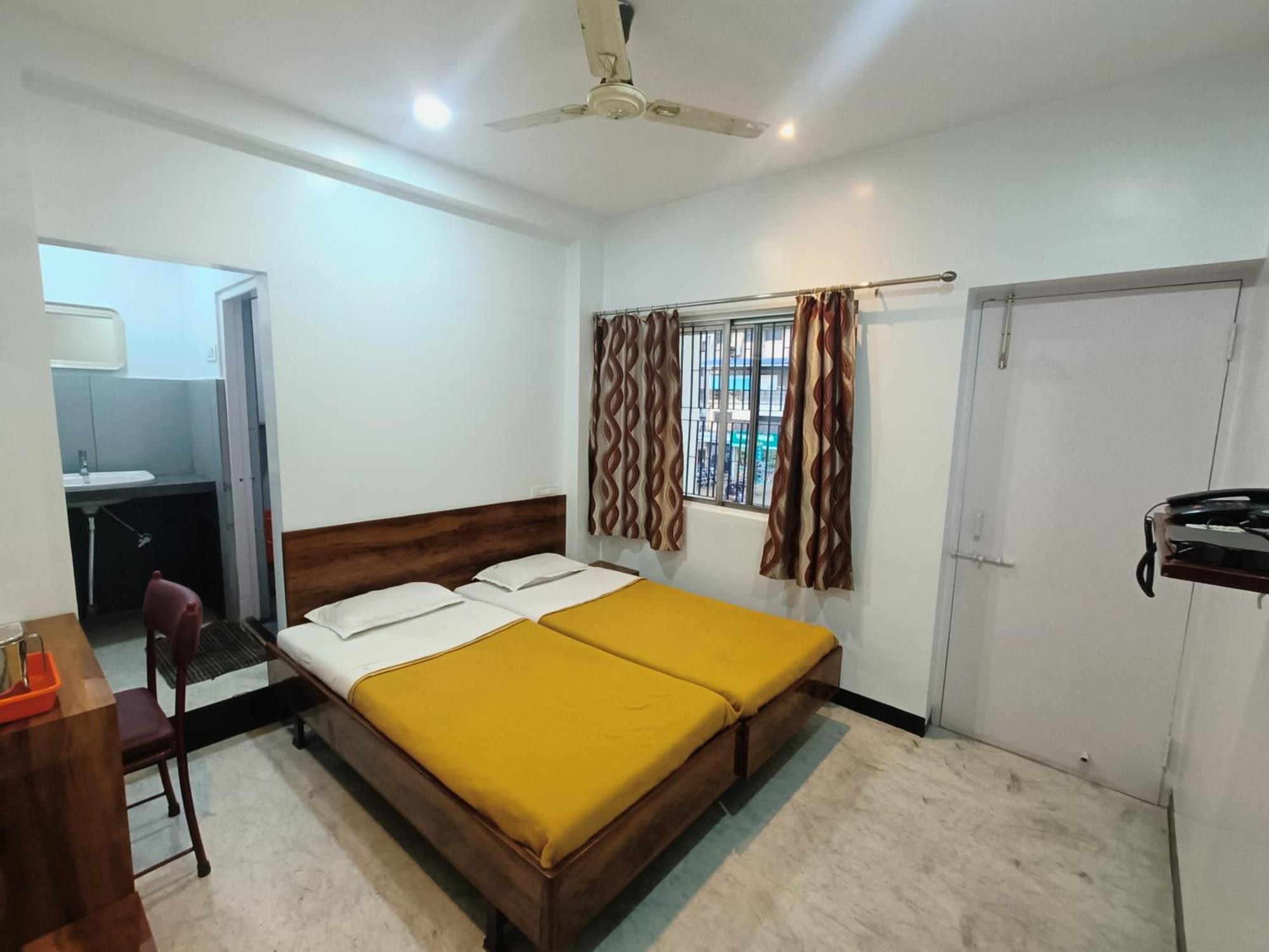 Hotel Parth Residency Kolhapur Buitenkant foto